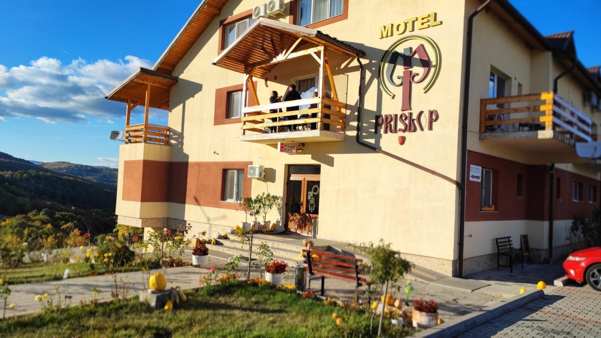 Motel Prislop ฮาเซก ภายนอก รูปภาพ
