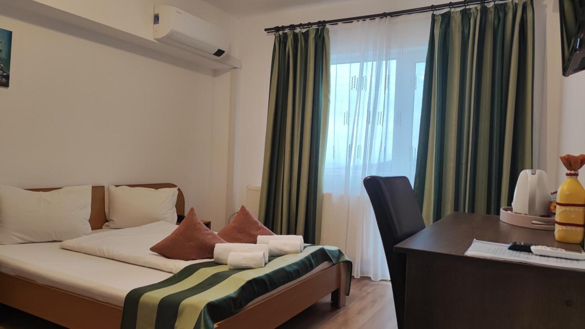 Motel Prislop ฮาเซก ภายนอก รูปภาพ