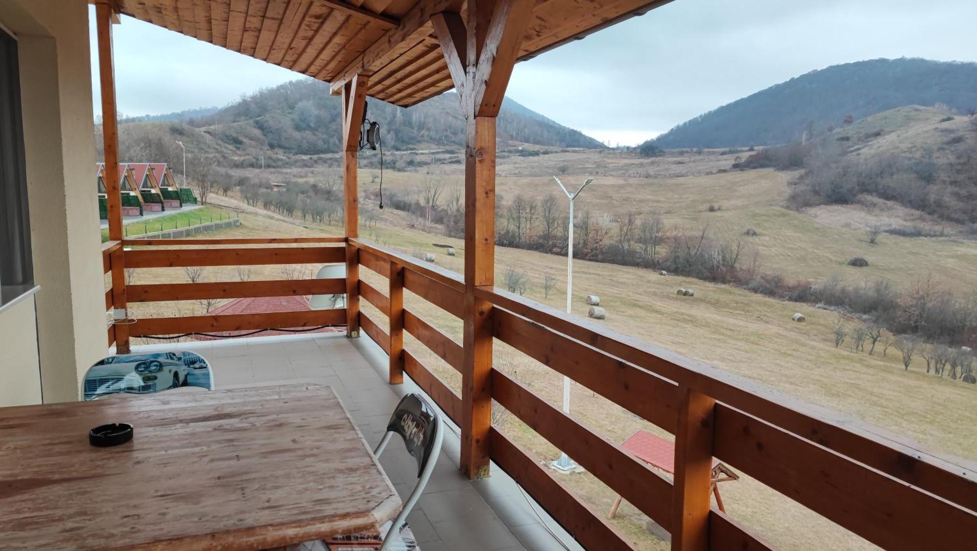Motel Prislop ฮาเซก ภายนอก รูปภาพ