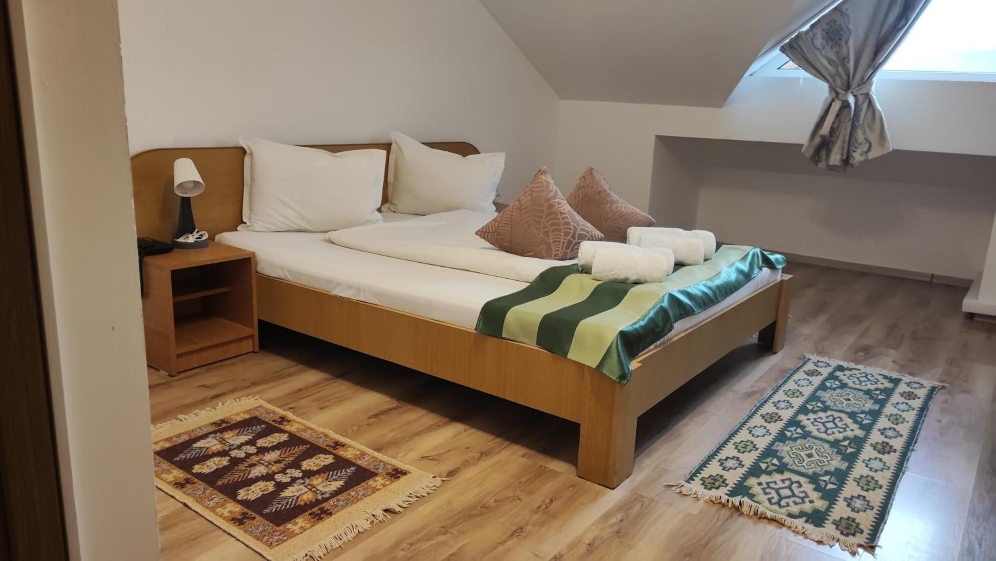 Motel Prislop ฮาเซก ภายนอก รูปภาพ